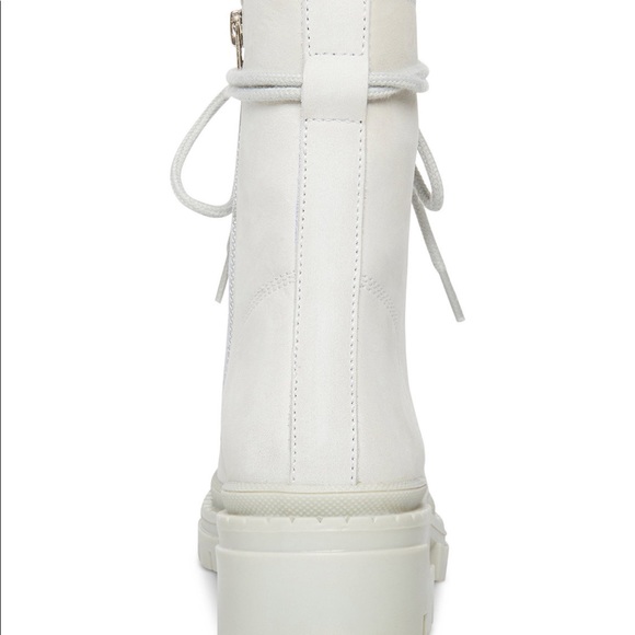 Jamisyn Lace-Up - Picture 3 of 5